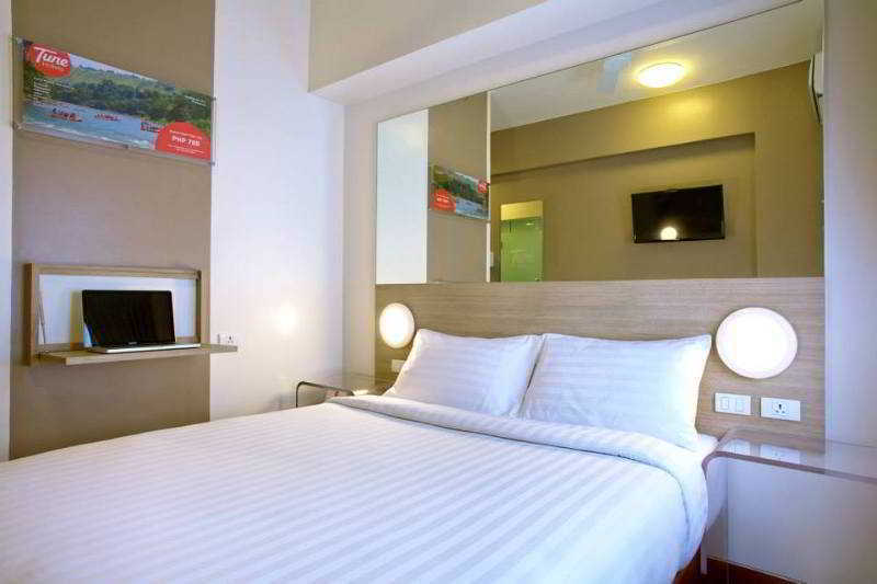 Red Planet Manila Aseana City Paranaque City Экстерьер фото