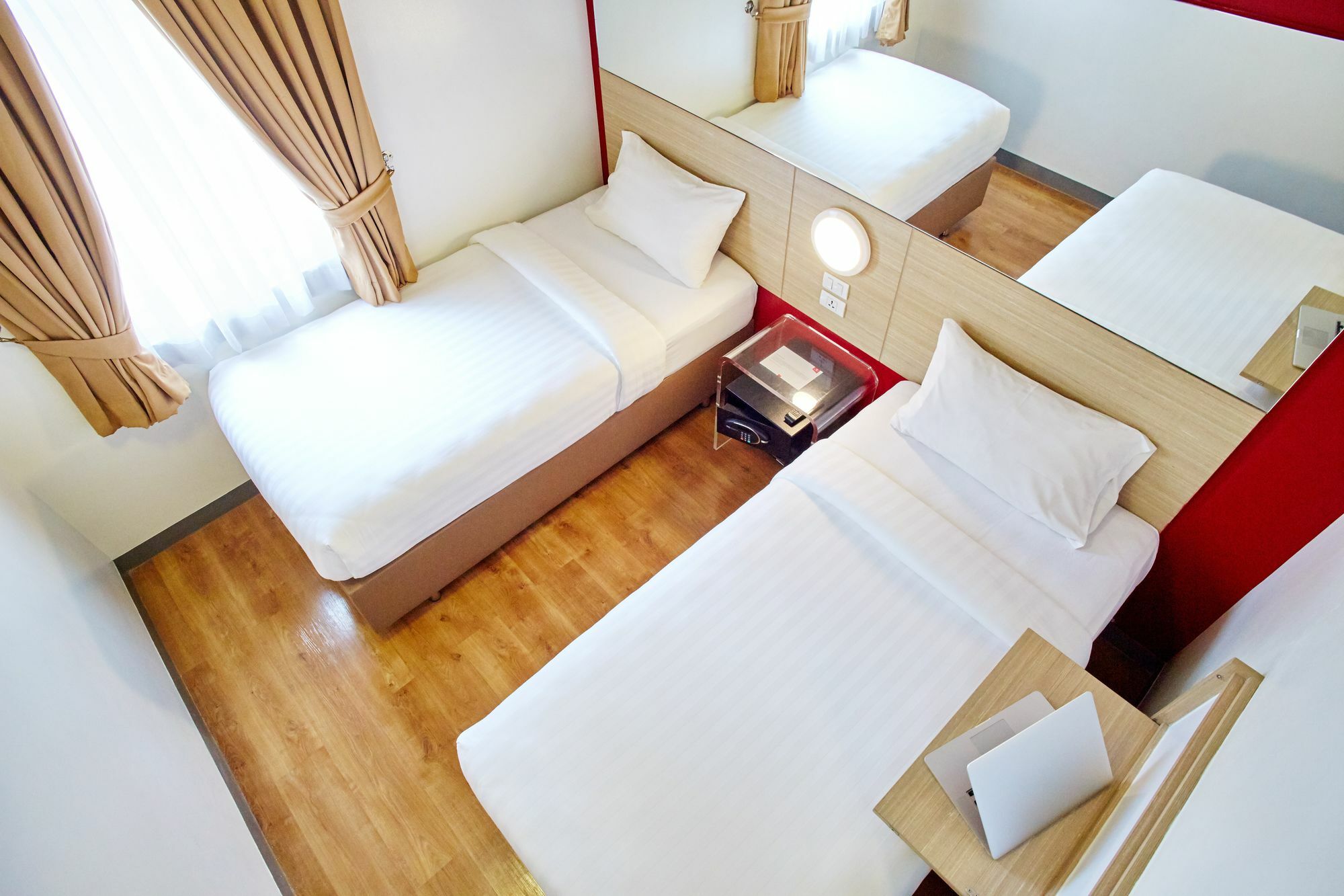 Red Planet Manila Aseana City Paranaque City Экстерьер фото